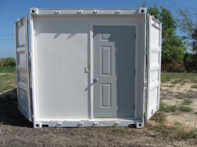 A modular server room with an insulated wall behind the cargo doors. A modular server room with an insulated wall behind the cargo doors.