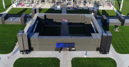 Fortress Obetz, the largest container structure in th U.S. to date, from above. Fortress Obetz, the largest container structure in th U.S. to date, from above.