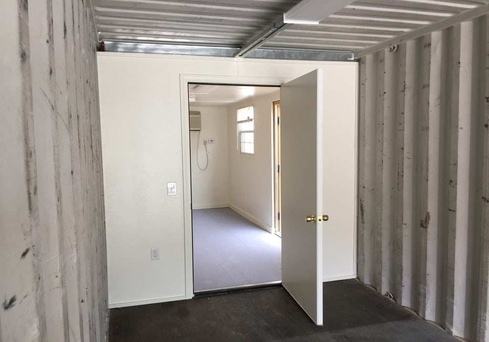 40 ft work and store office space