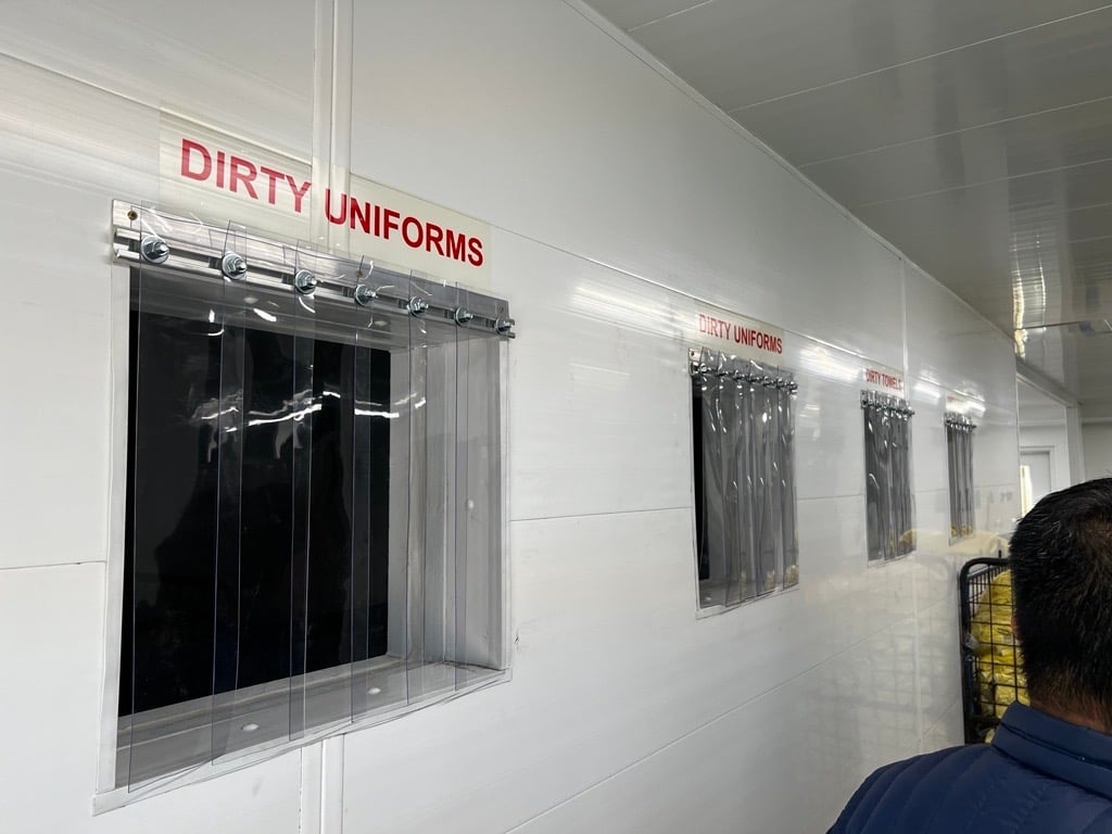 Clarios laundry openings