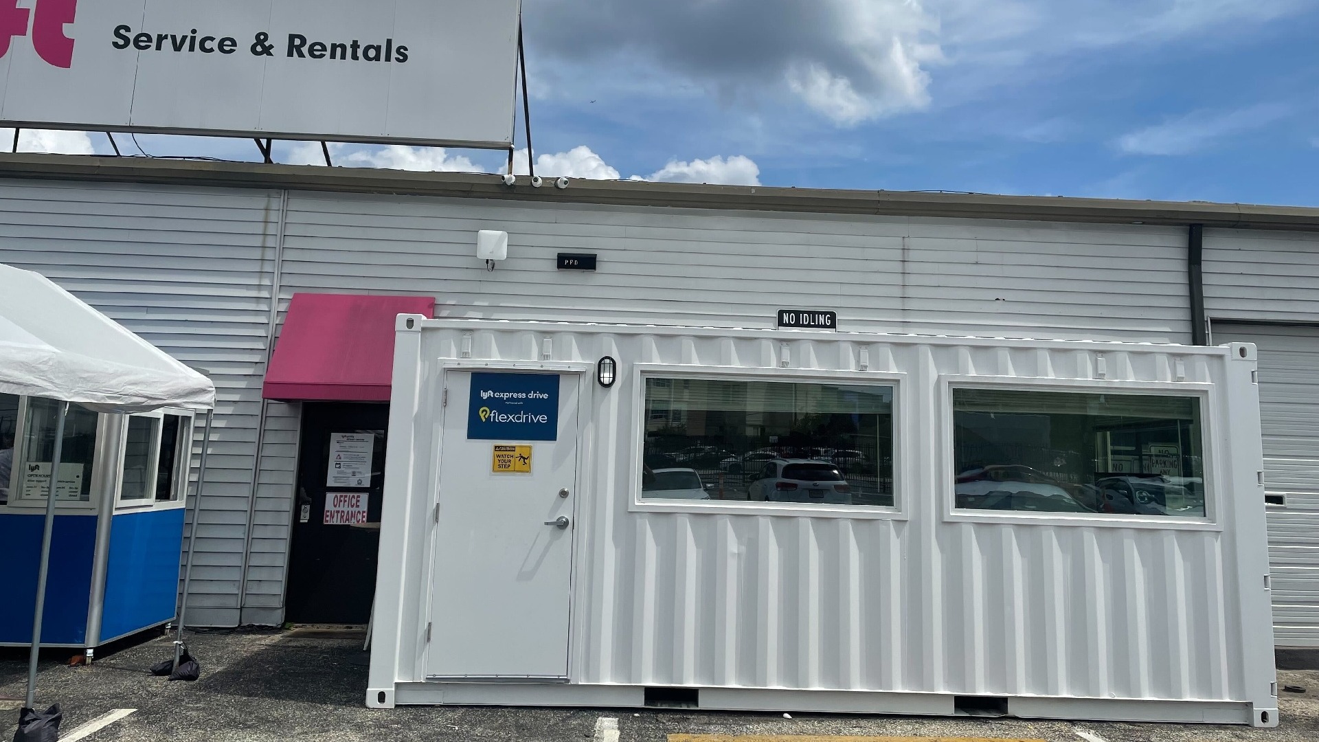 Lyft Rental Waiting Room Container 