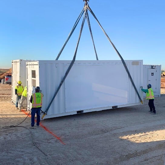 crane setting container