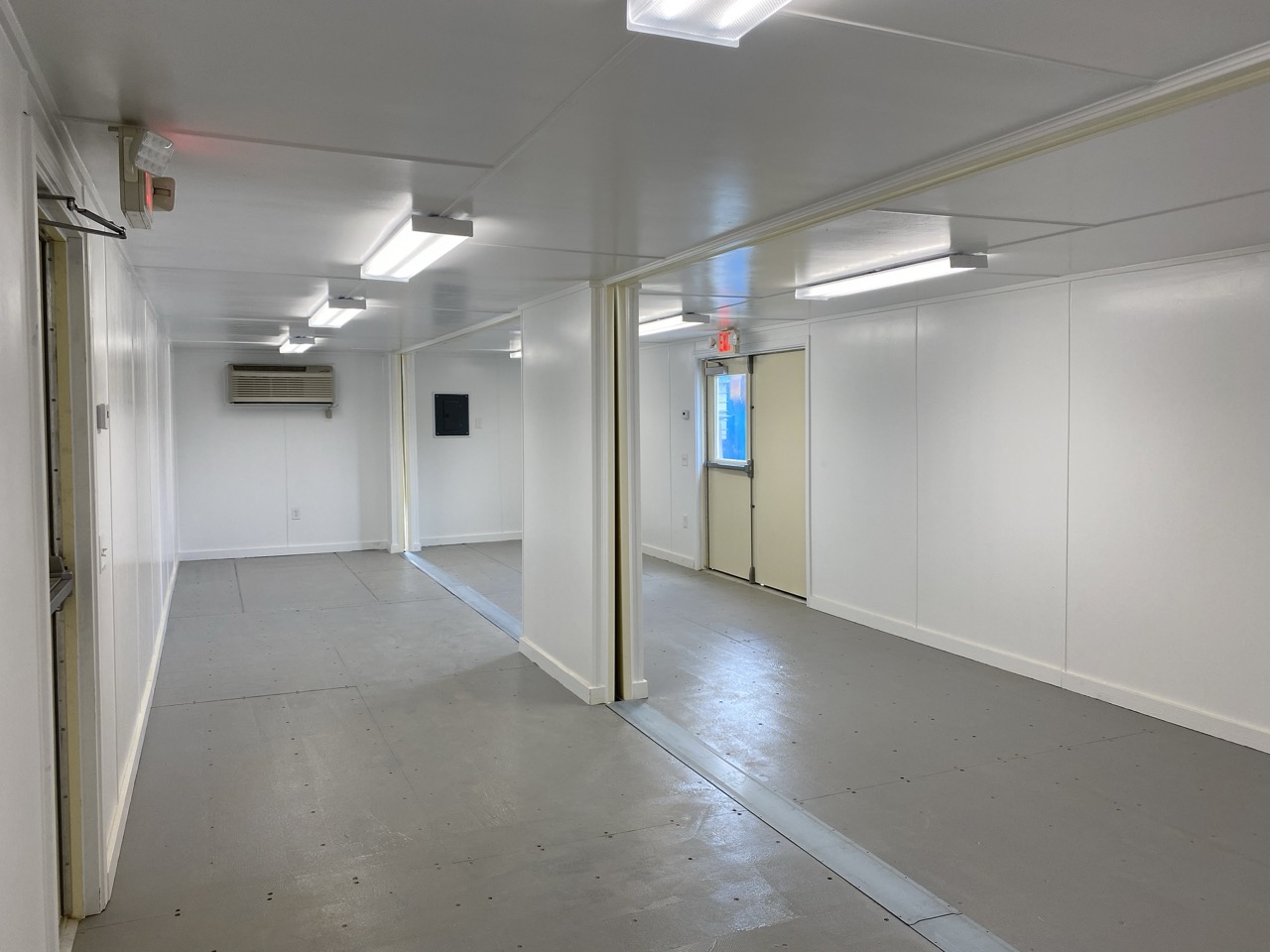 40ft double wide interior with proxy flooring and double doors