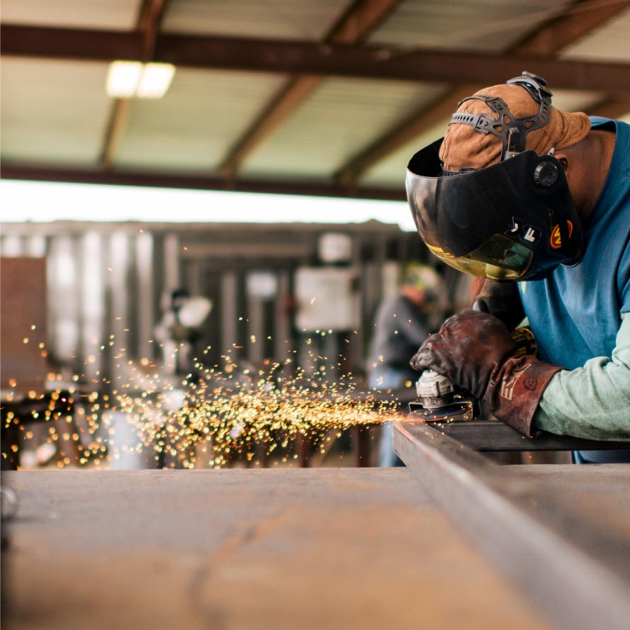 grinding-welds-in-falcon-production