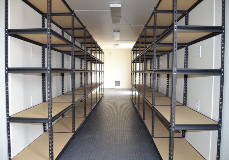 40_ft_storage_with_double_shelving - 800
